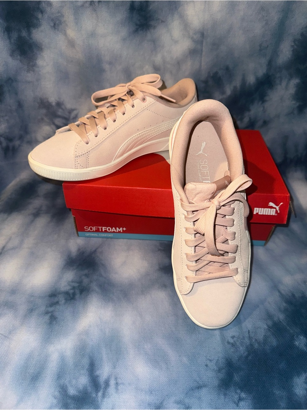 Puma Blush Pink Low-Top Sneakers Size 7.5 - worn once!